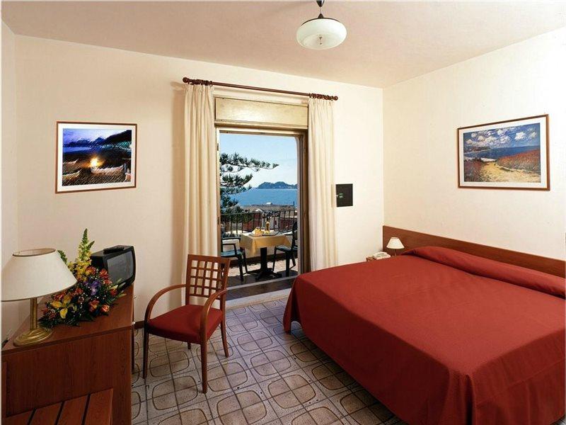 לטויאני Hotel Delle Palme מראה חיצוני תמונה