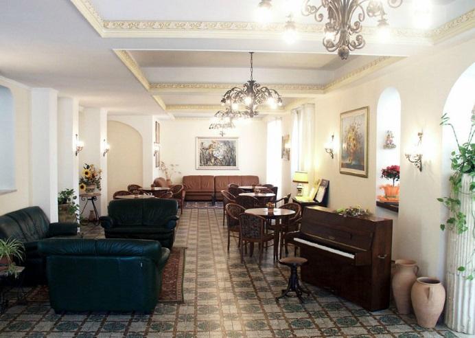 לטויאני Hotel Delle Palme מראה חיצוני תמונה