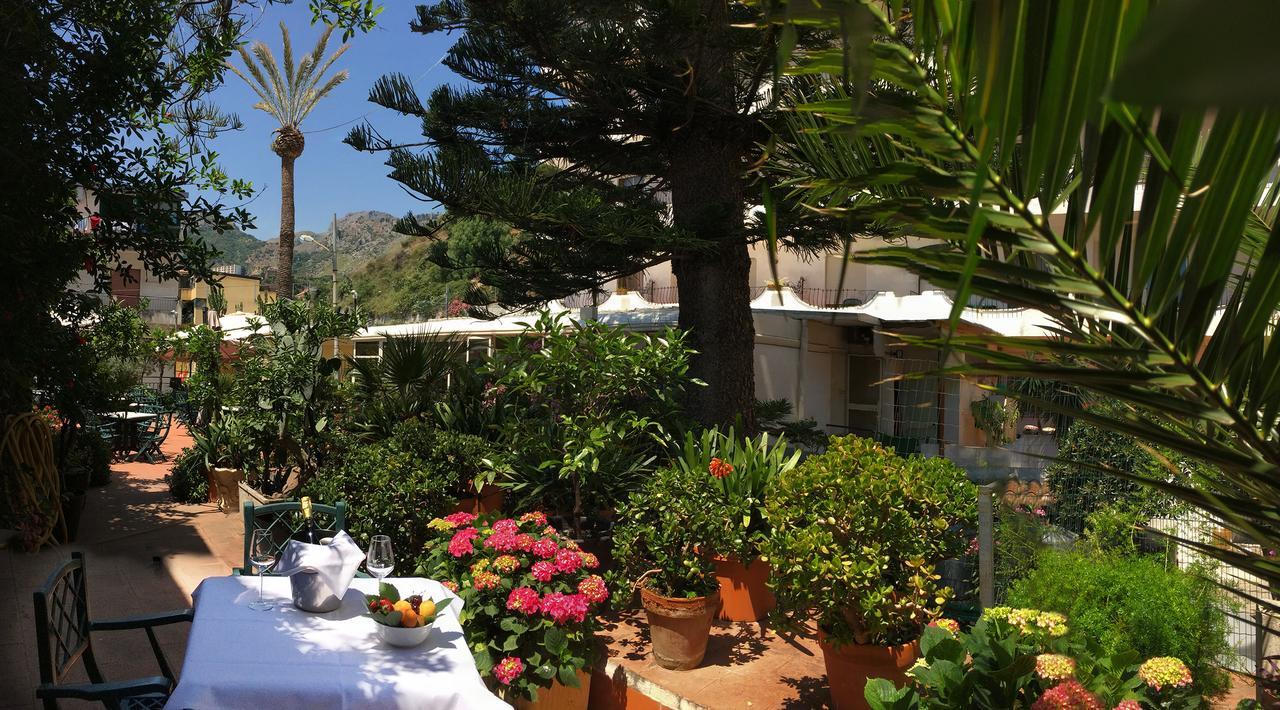 לטויאני Hotel Delle Palme מראה חיצוני תמונה