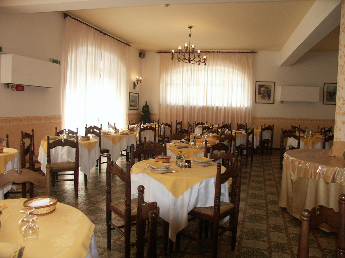 לטויאני Hotel Delle Palme מראה חיצוני תמונה